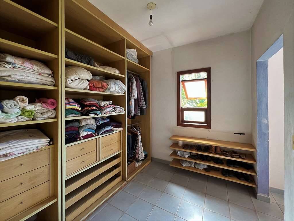 Casa de Condomínio à venda com 4 quartos, 369m² - Foto 29