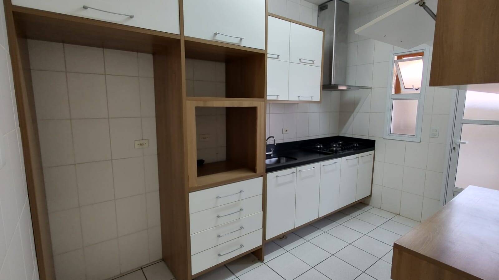 Casa de Condomínio para alugar com 3 quartos, 136m² - Foto 11