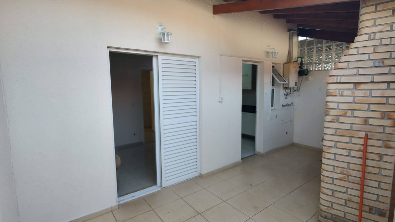 Casa de Condomínio para alugar com 3 quartos, 136m² - Foto 15