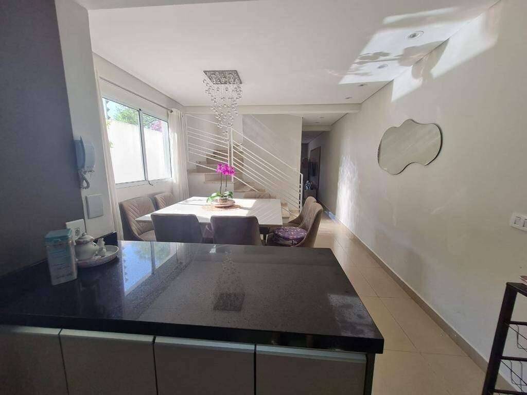 Casa à venda com 3 quartos, 97m² - Foto 8