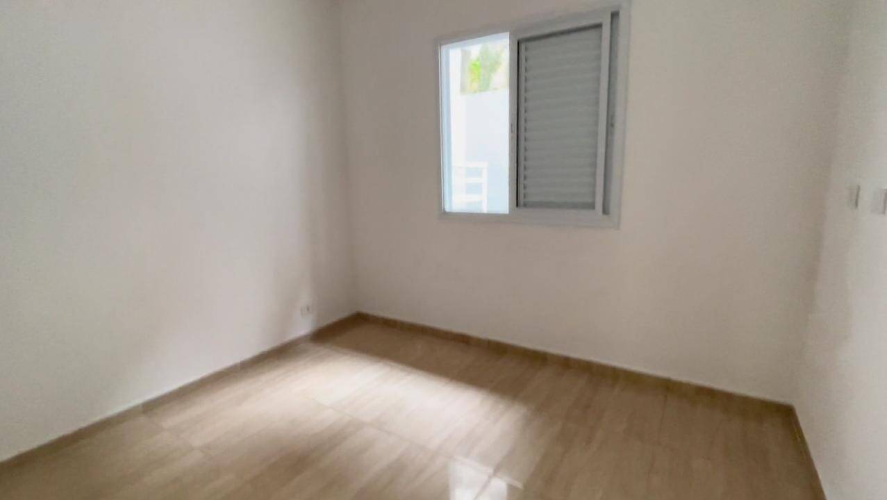 Casa de Condomínio para alugar com 3 quartos, 135m² - Foto 11