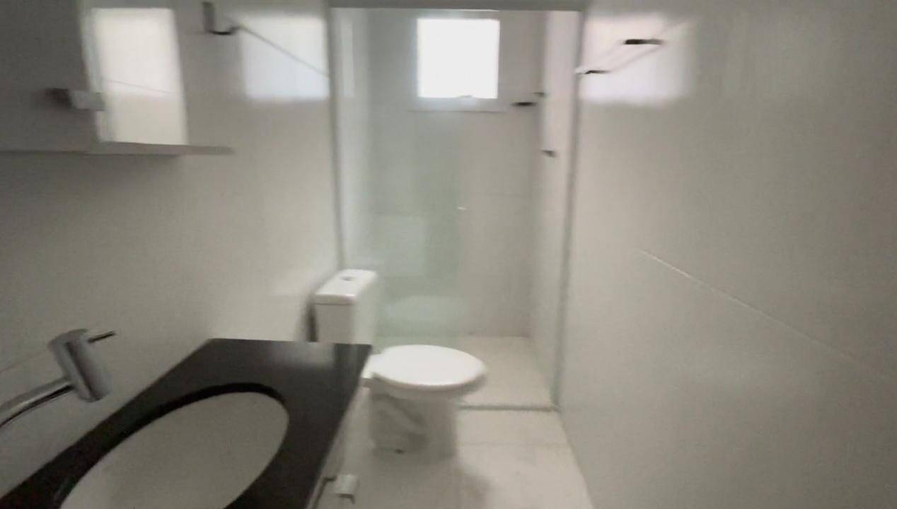 Casa de Condomínio para alugar com 3 quartos, 135m² - Foto 13