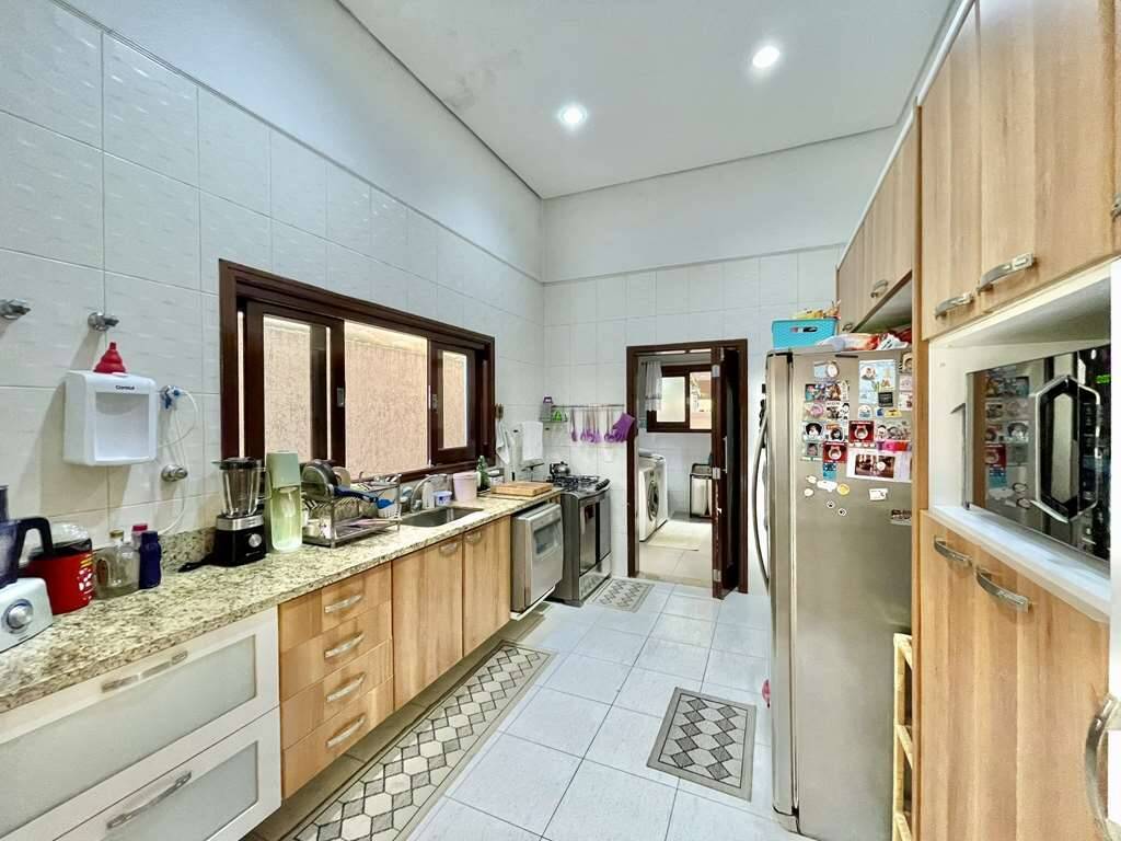 Casa de Condomínio à venda com 3 quartos, 323m² - Foto 16