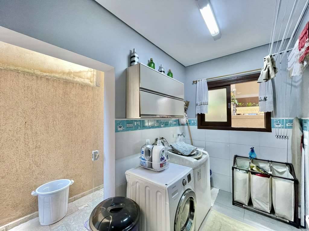 Casa de Condomínio à venda com 3 quartos, 323m² - Foto 20