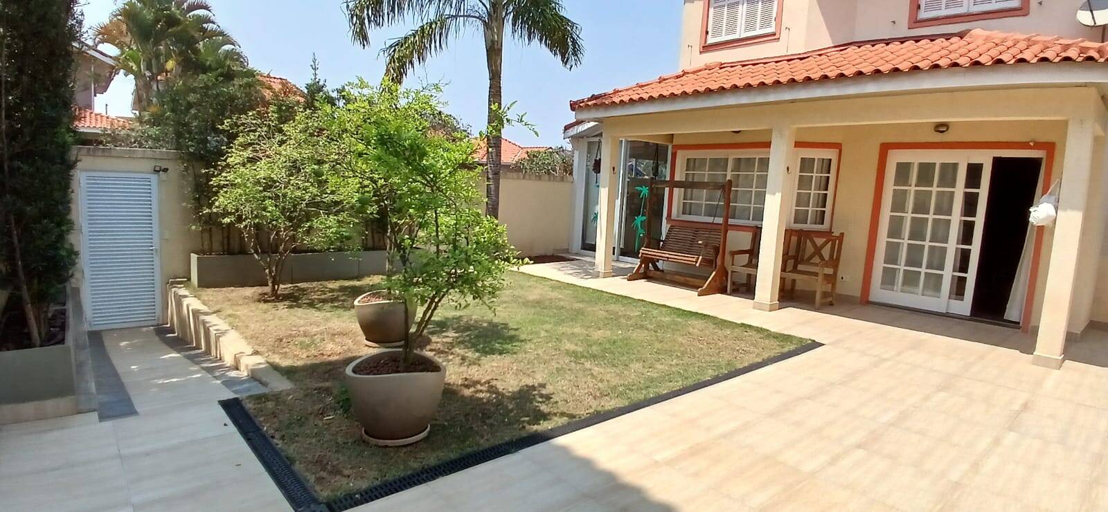 Casa de Condomínio à venda com 3 quartos, 178m² - Foto 3