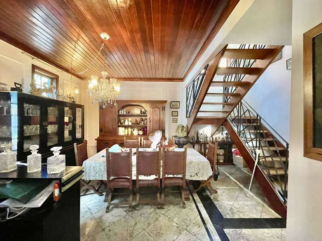 Casa de Condomínio à venda com 6 quartos, 528m² - Foto 17