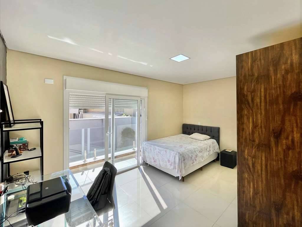 Casa de Condomínio à venda com 4 quartos, 315m² - Foto 36