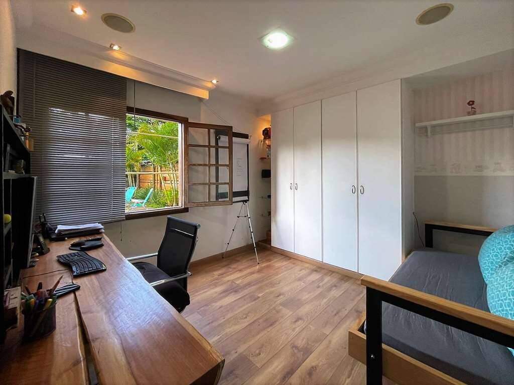 Casa de Condomínio à venda com 4 quartos, 220m² - Foto 21