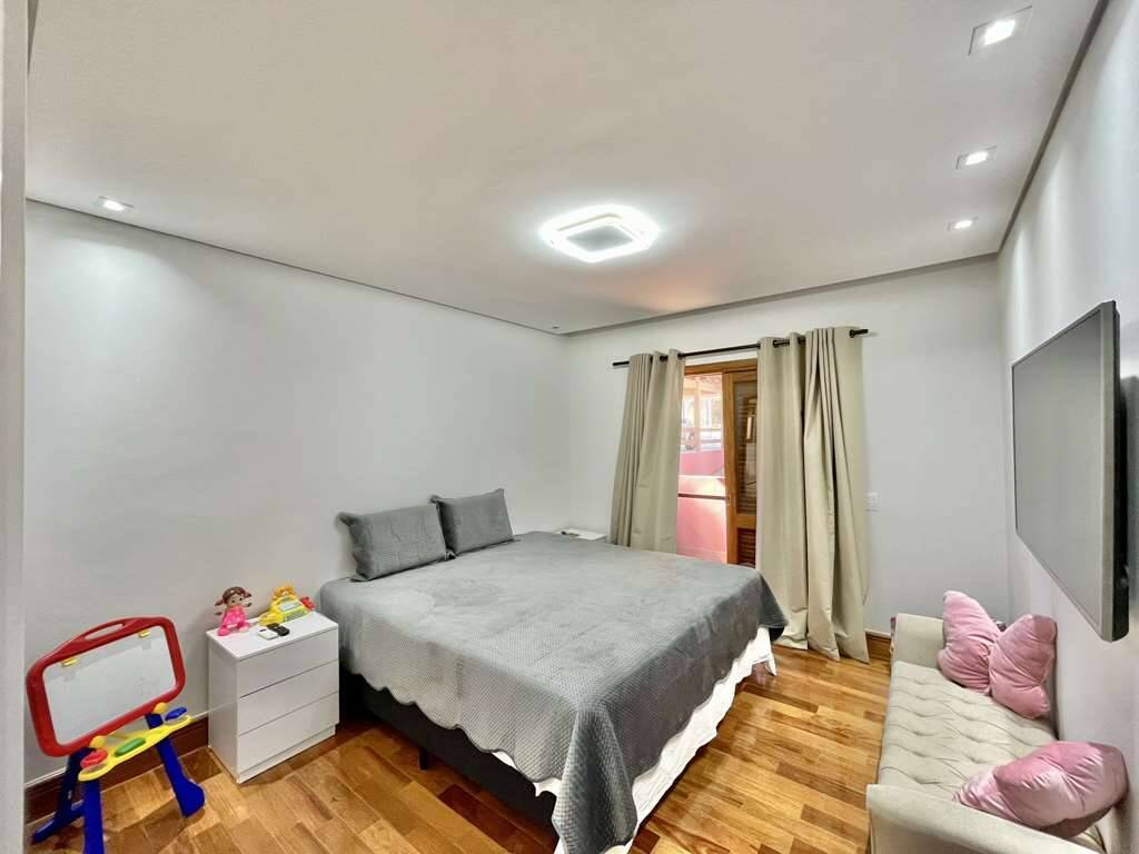 Casa de Condomínio à venda com 4 quartos, 1400m² - Foto 58