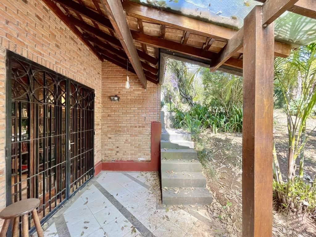 Casa de Condomínio à venda com 3 quartos, 450m² - Foto 6