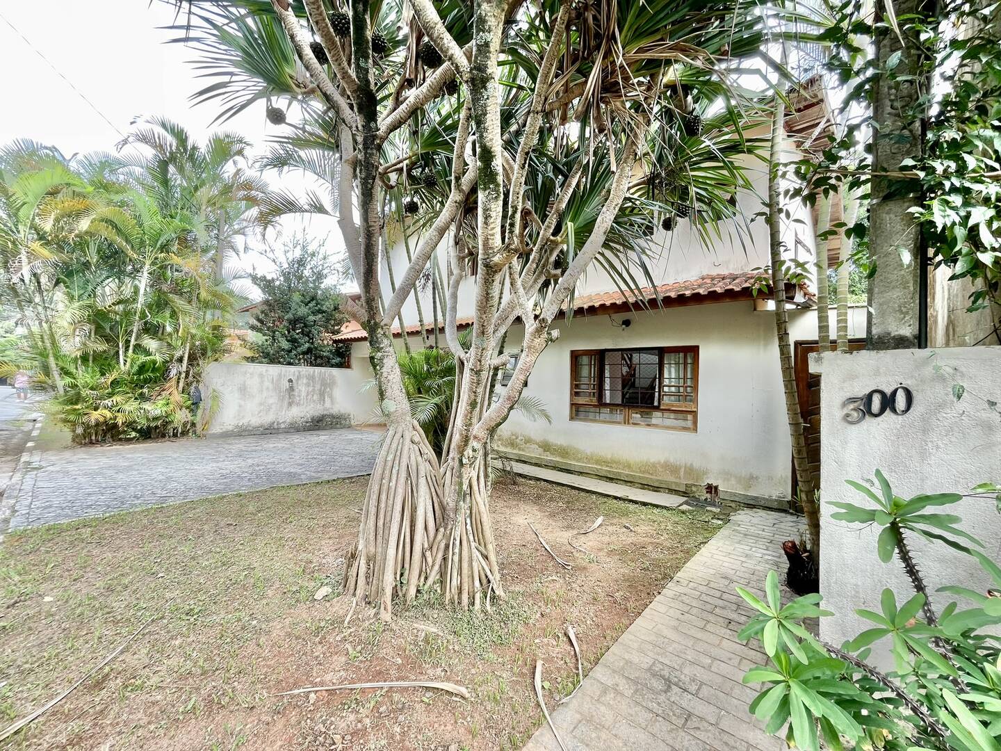 Casa de Condomínio à venda com 3 quartos, 233m² - Foto 4