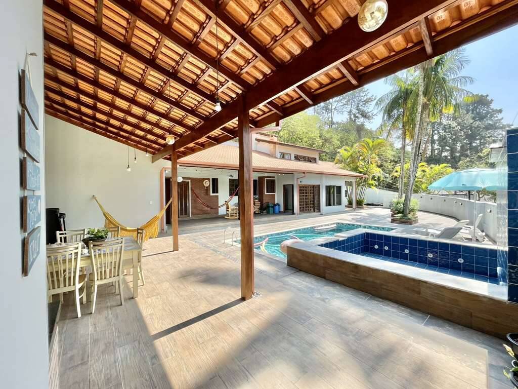 Casa à venda com 3 quartos, 280m² - Foto 46