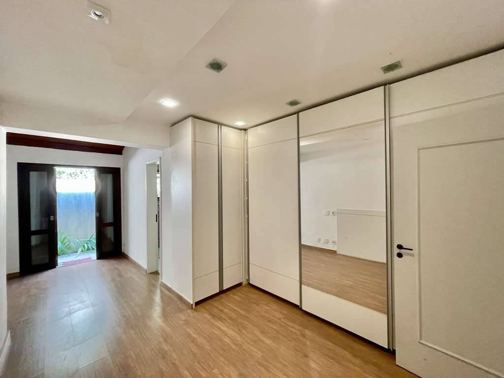 Casa à venda com 3 quartos, 455m² - Foto 37