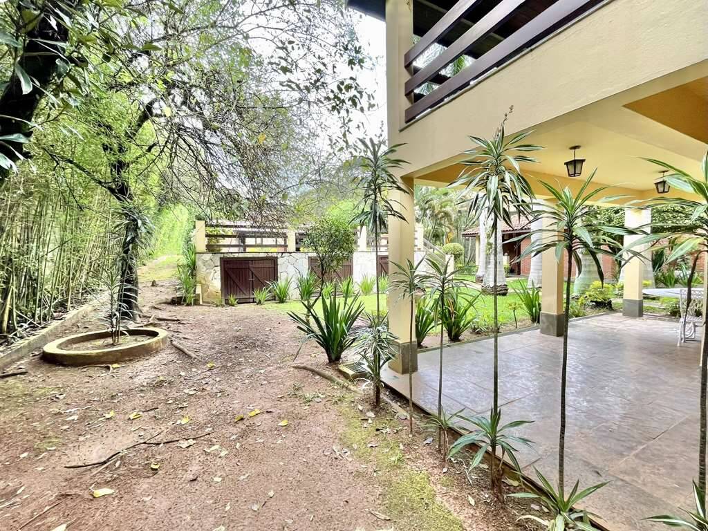 Casa à venda com 4 quartos, 428m² - Foto 11