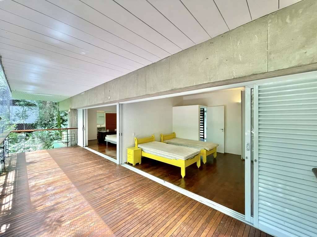 Casa de Condomínio à venda com 3 quartos, 380m² - Foto 39