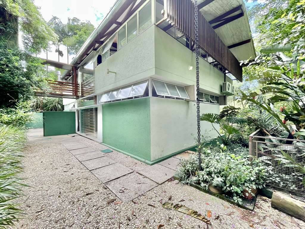 Casa de Condomínio à venda com 3 quartos, 380m² - Foto 55