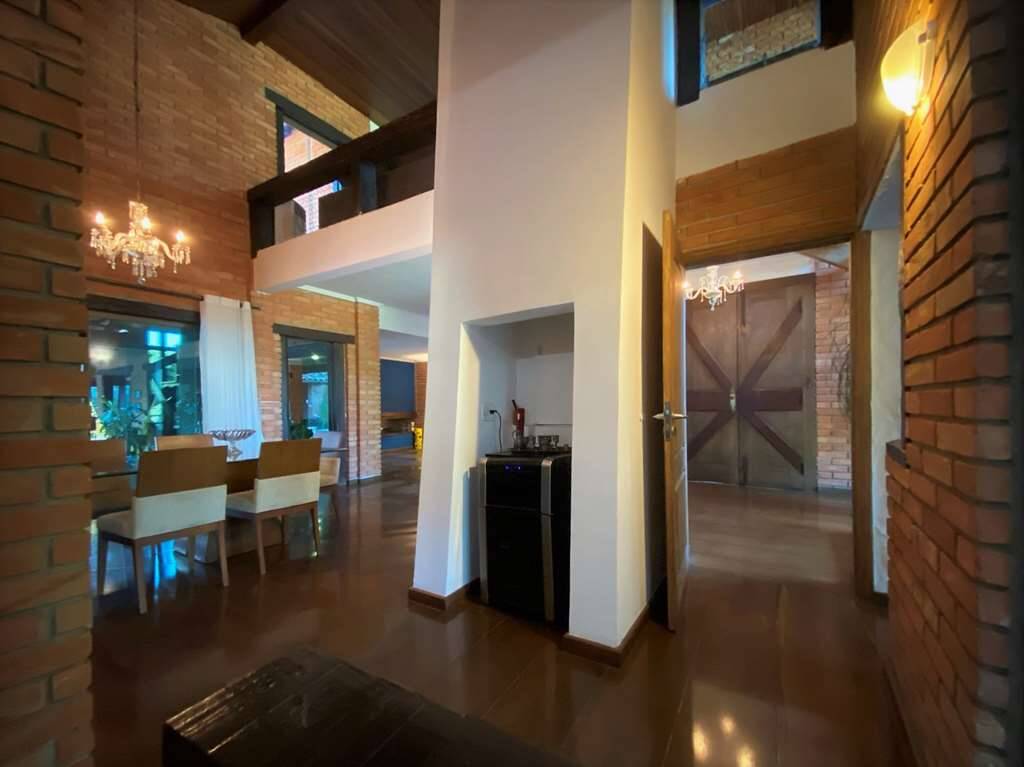 Casa de Condomínio à venda com 3 quartos, 553m² - Foto 18