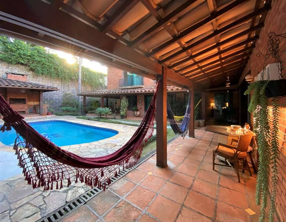 Casa de Condomínio à venda com 3 quartos, 553m² - Foto 21