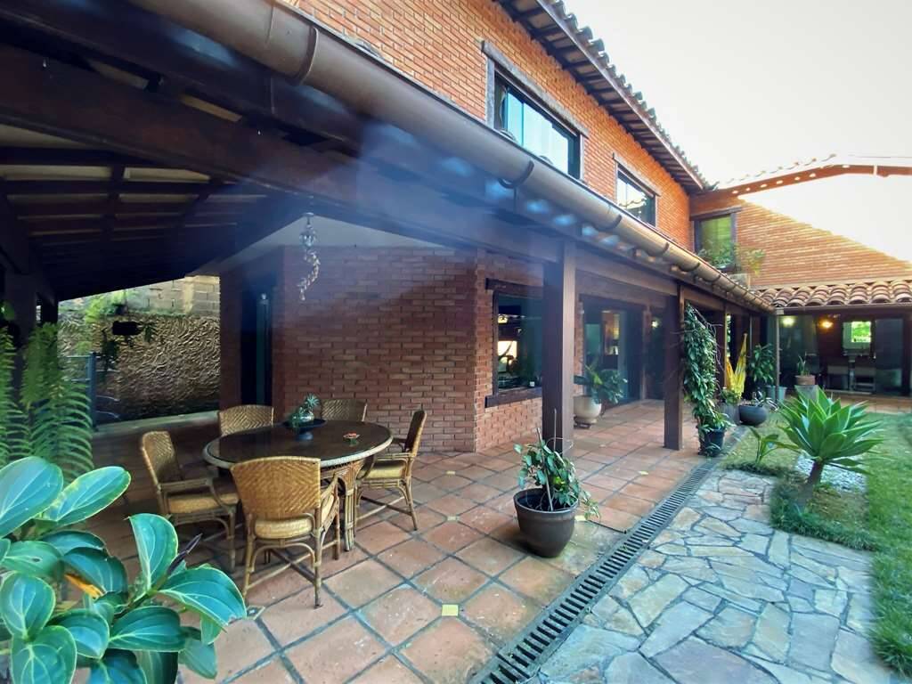 Casa de Condomínio à venda com 3 quartos, 553m² - Foto 23