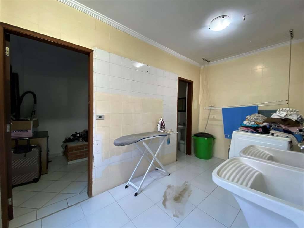 Casa de Condomínio à venda com 3 quartos, 553m² - Foto 47