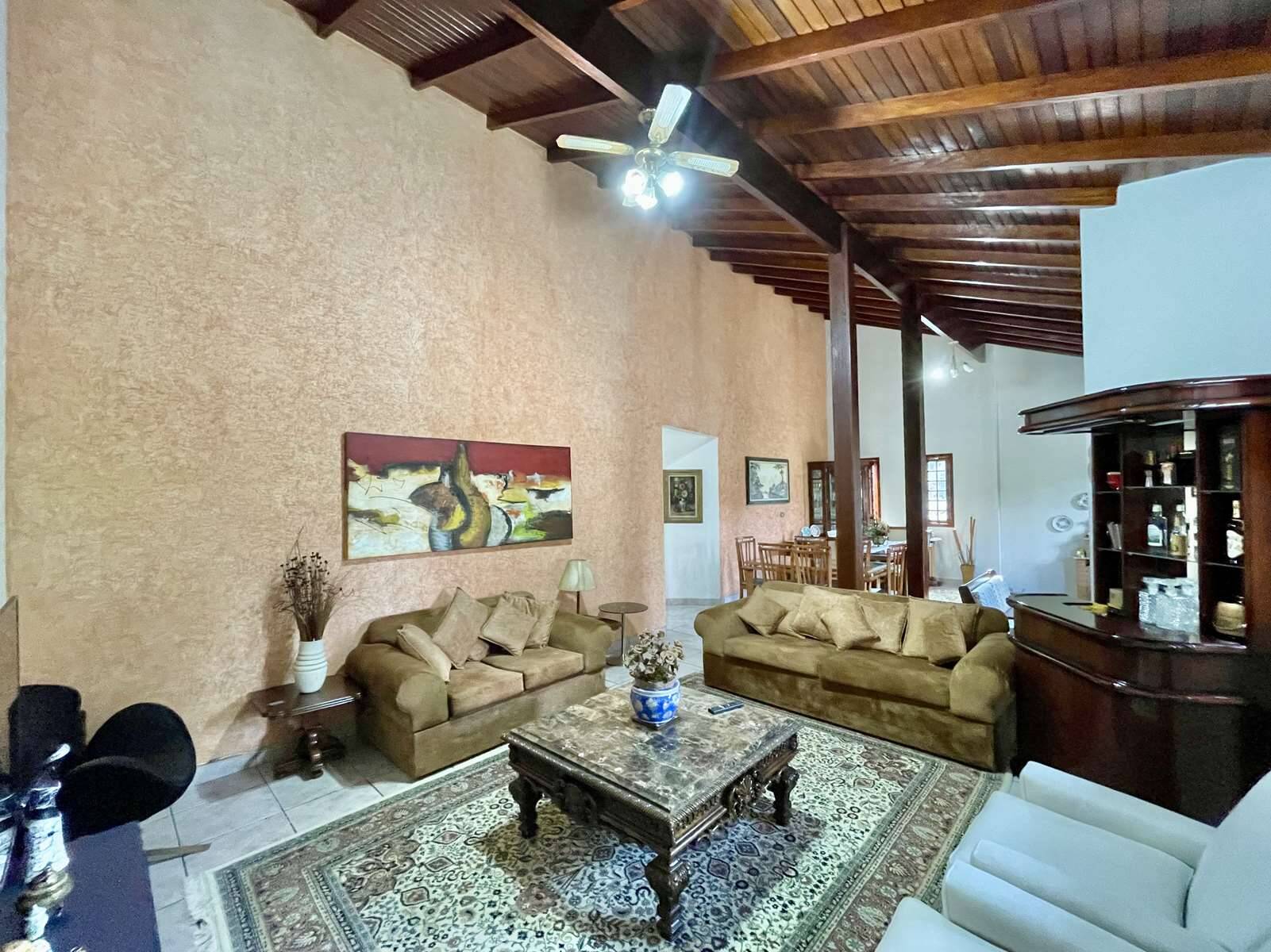 Casa à venda e aluguel com 3 quartos, 321m² - Foto 11