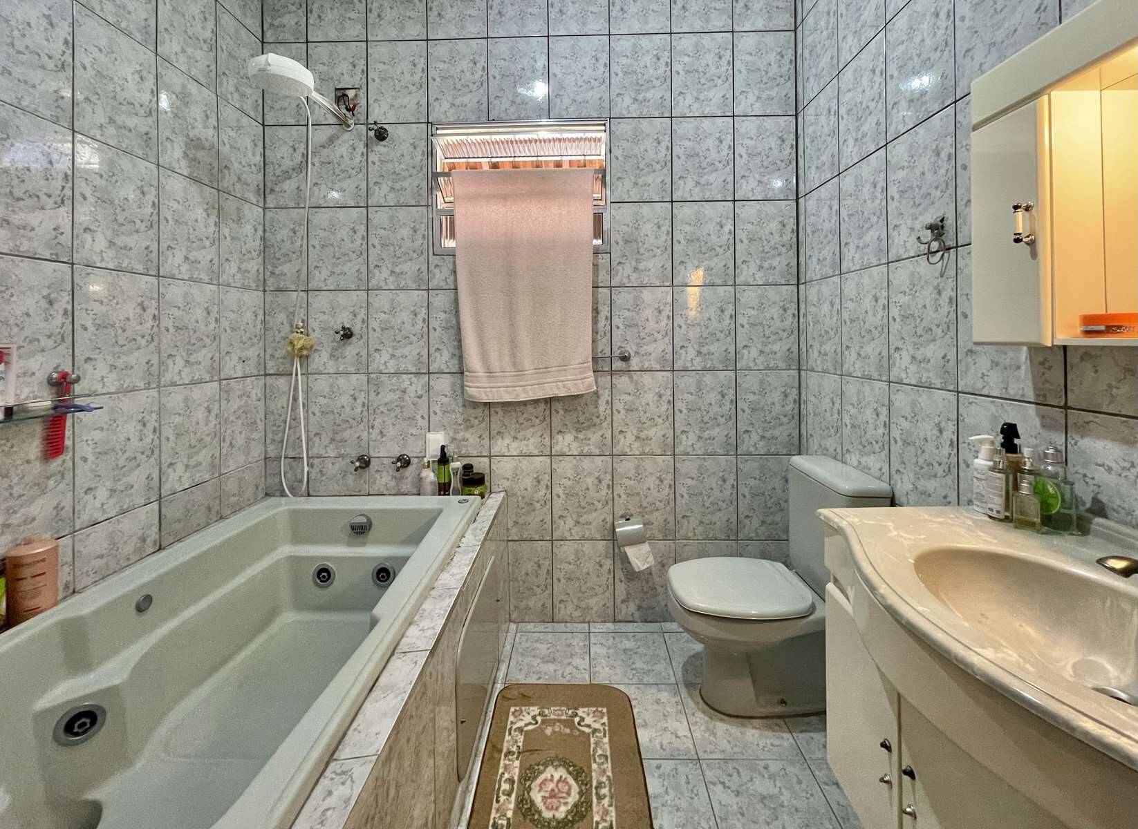 Casa à venda e aluguel com 3 quartos, 321m² - Foto 20