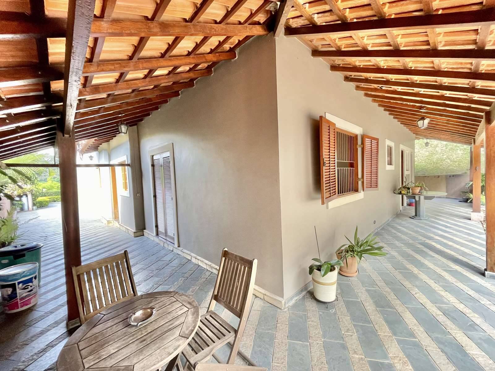 Casa à venda e aluguel com 3 quartos, 321m² - Foto 27