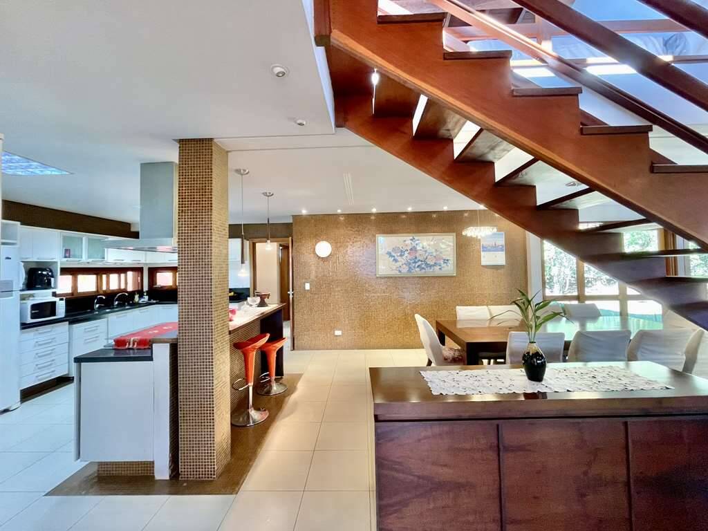 Casa de Condomínio à venda com 5 quartos, 446m² - Foto 11