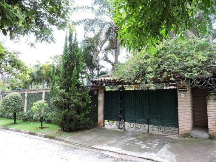 Casa de Condomínio à venda com 5 quartos, 530m² - Foto 2