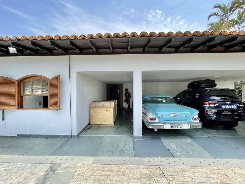 Casa à venda com 4 quartos, 548m² - Foto 5