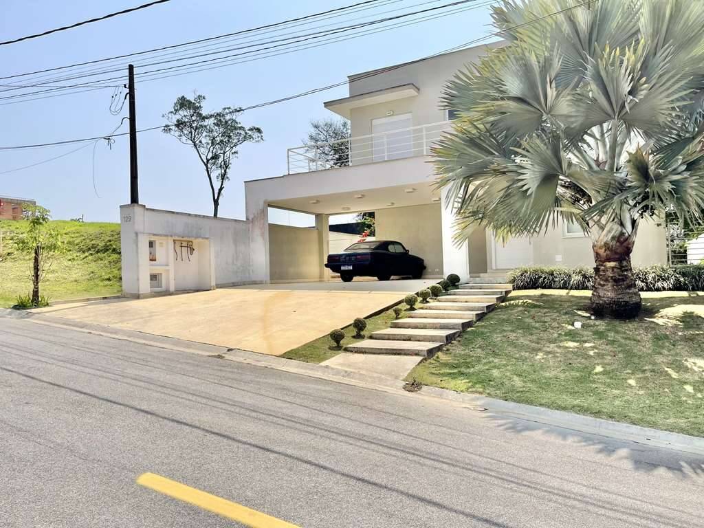 Casa de Condomínio à venda com 4 quartos, 332m² - Foto 3