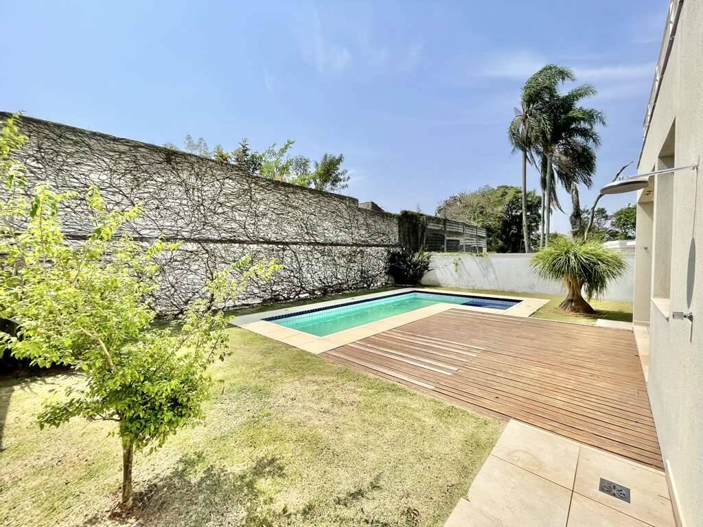 Casa de Condomínio à venda com 4 quartos, 332m² - Foto 30