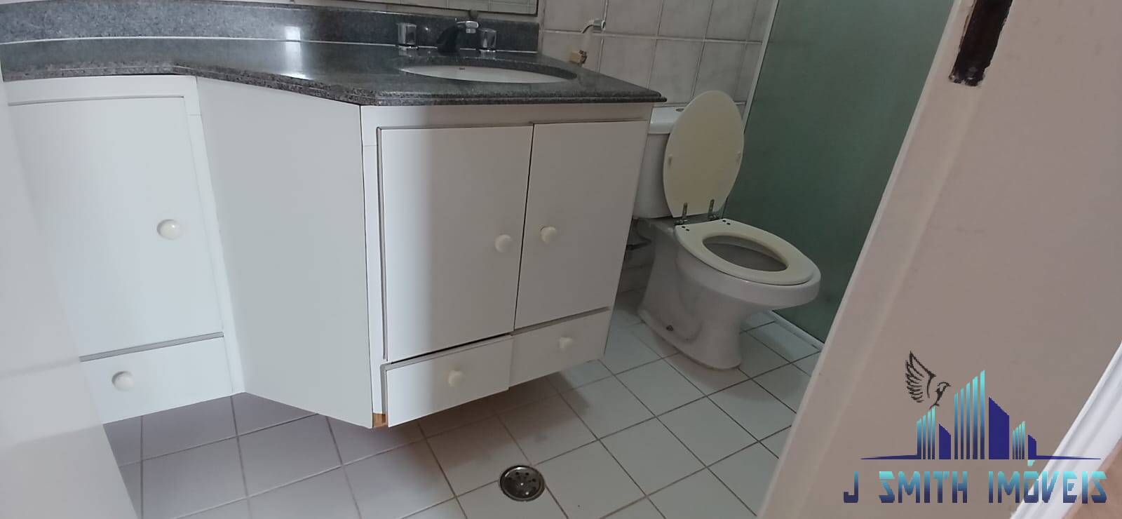 Casa de Condomínio para alugar com 3 quartos, 200m² - Foto 23