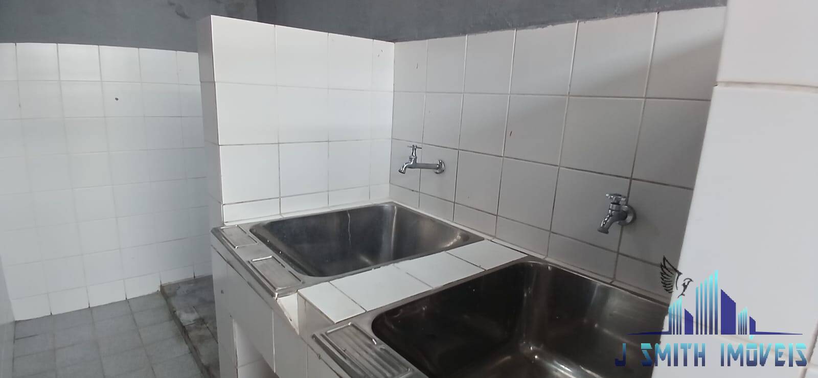 Casa de Condomínio para alugar com 3 quartos, 200m² - Foto 33