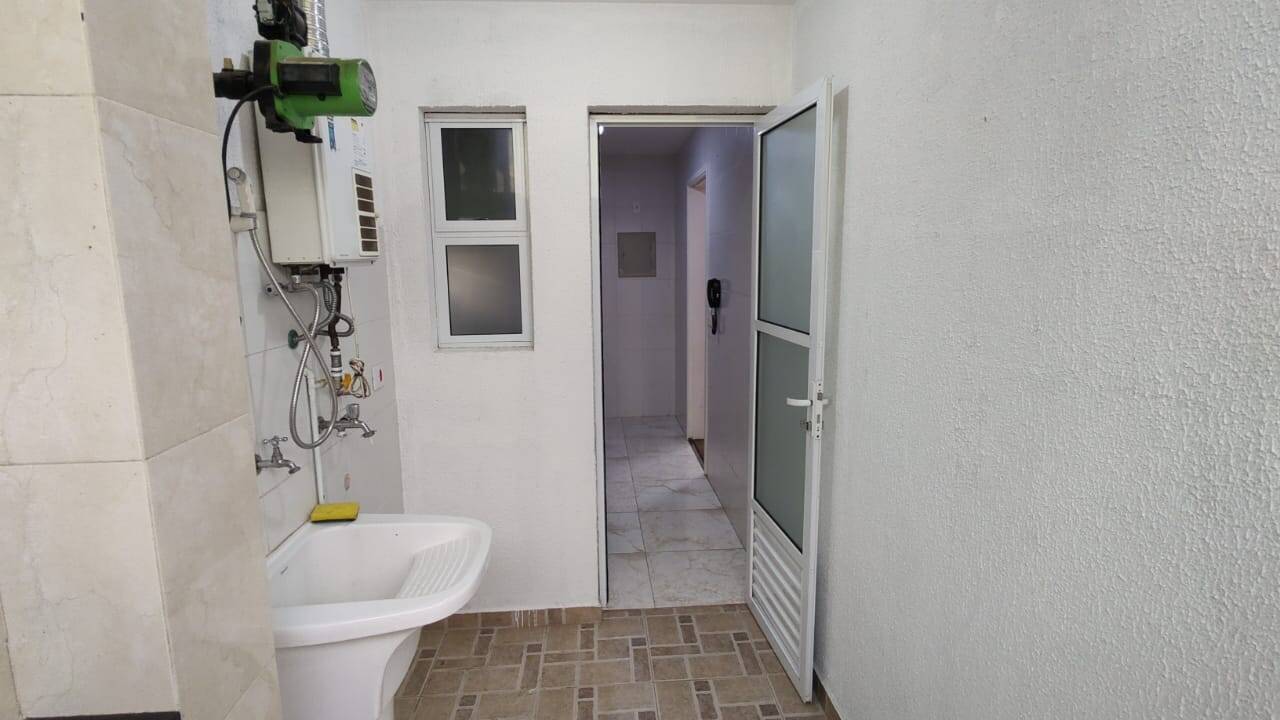 Casa de Condomínio para alugar com 2 quartos, 92m² - Foto 13