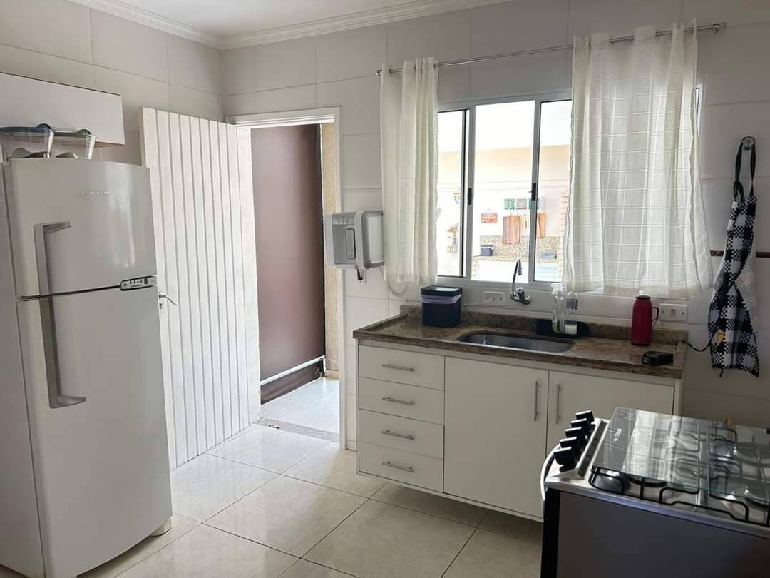 Casa de Condomínio à venda com 3 quartos, 150m² - Foto 4