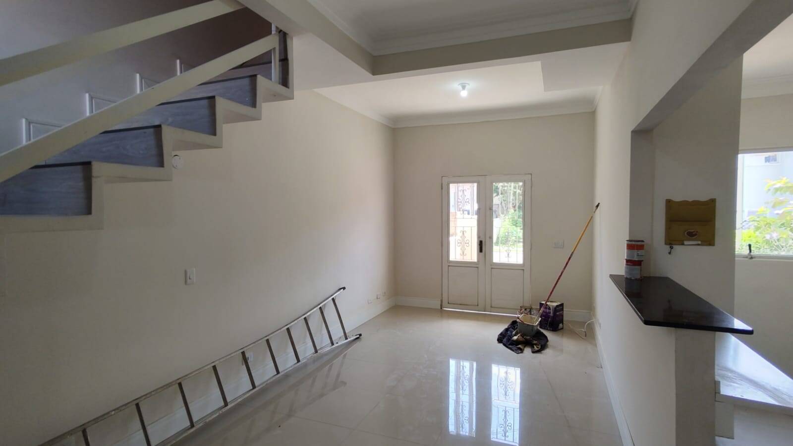 Casa de Condomínio à venda com 2 quartos, 69m² - Foto 1