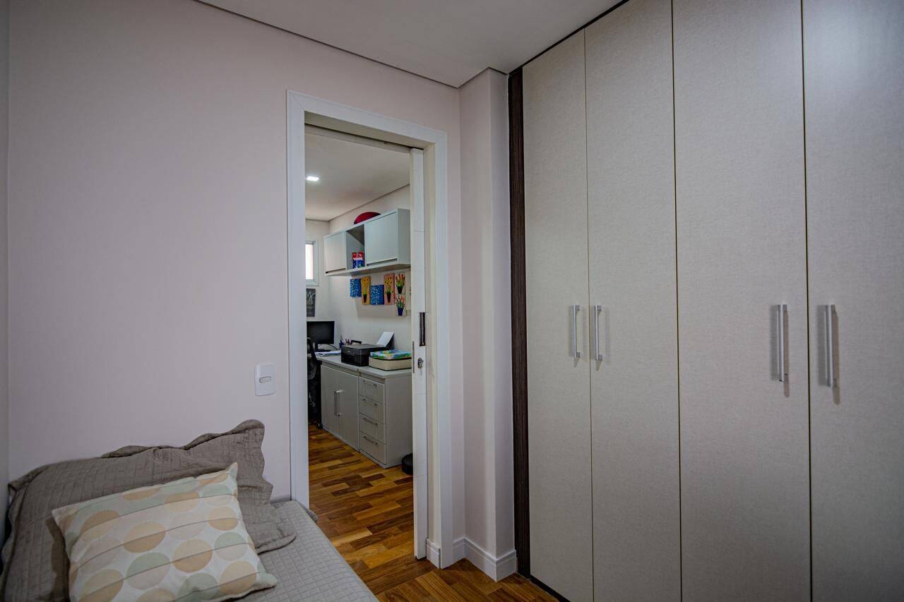 Apartamento à venda com 3 quartos, 122m² - Foto 12