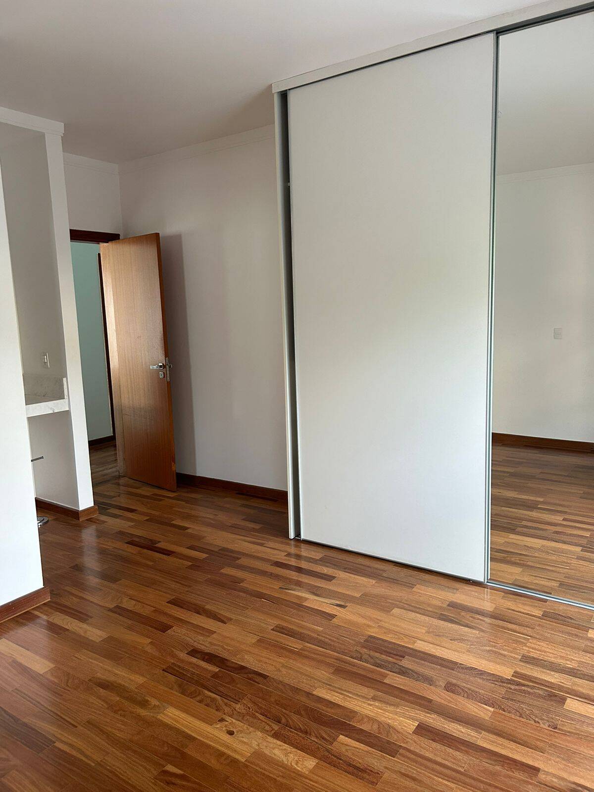 Casa de Condomínio para alugar com 3 quartos, 260m² - Foto 21