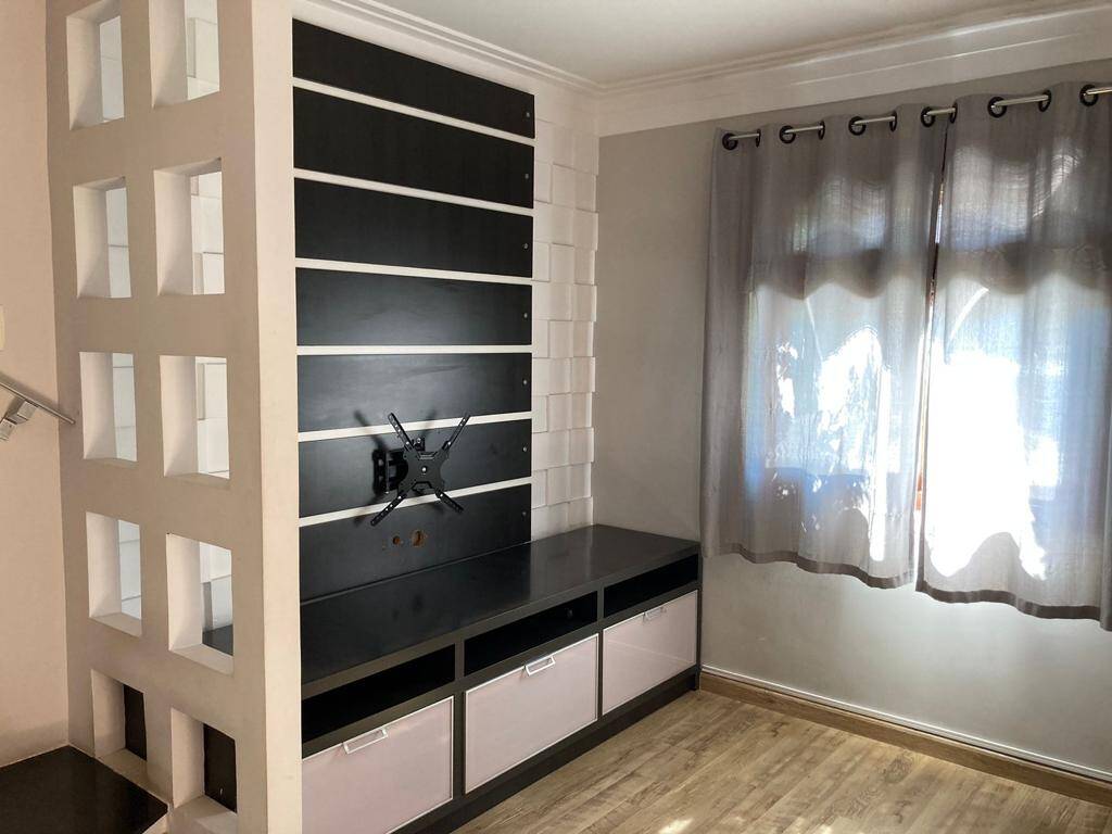 Casa de Condomínio à venda e aluguel com 2 quartos, 75m² - Foto 8