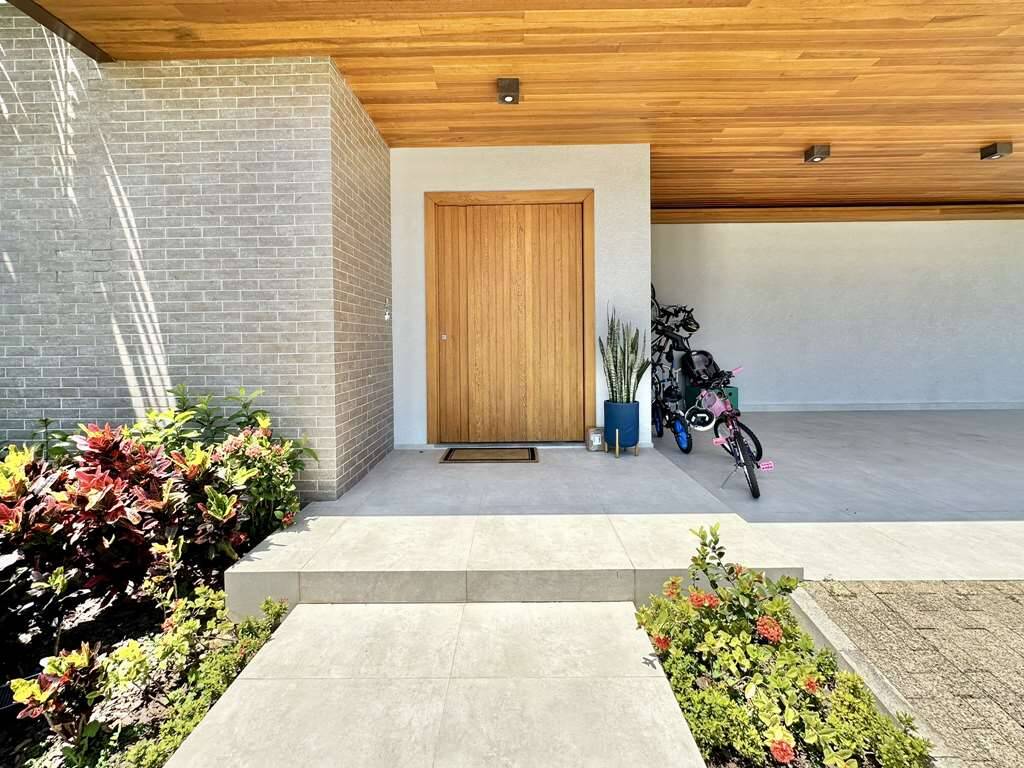 Casa de Condomínio à venda com 4 quartos, 345m² - Foto 3