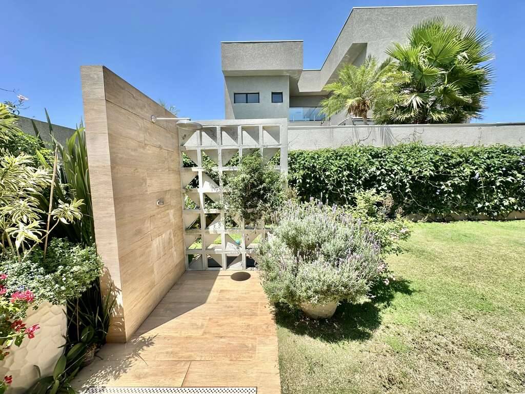 Casa de Condomínio à venda com 4 quartos, 345m² - Foto 16