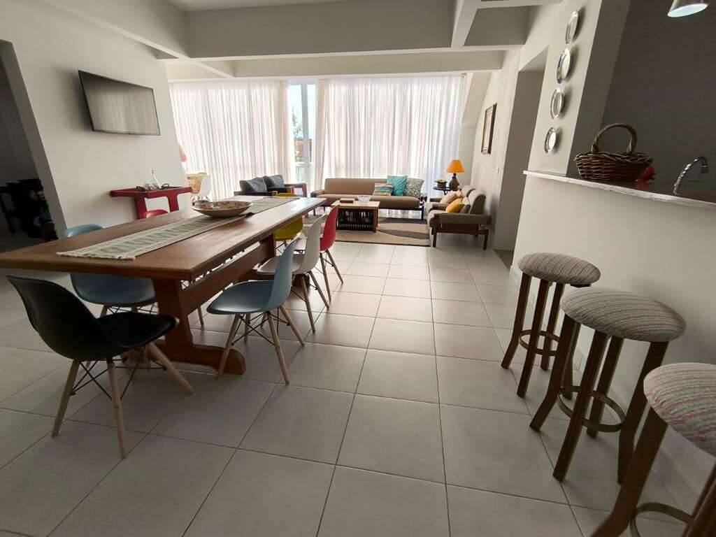 Casa de Condomínio à venda com 3 quartos, 451m² - Foto 19