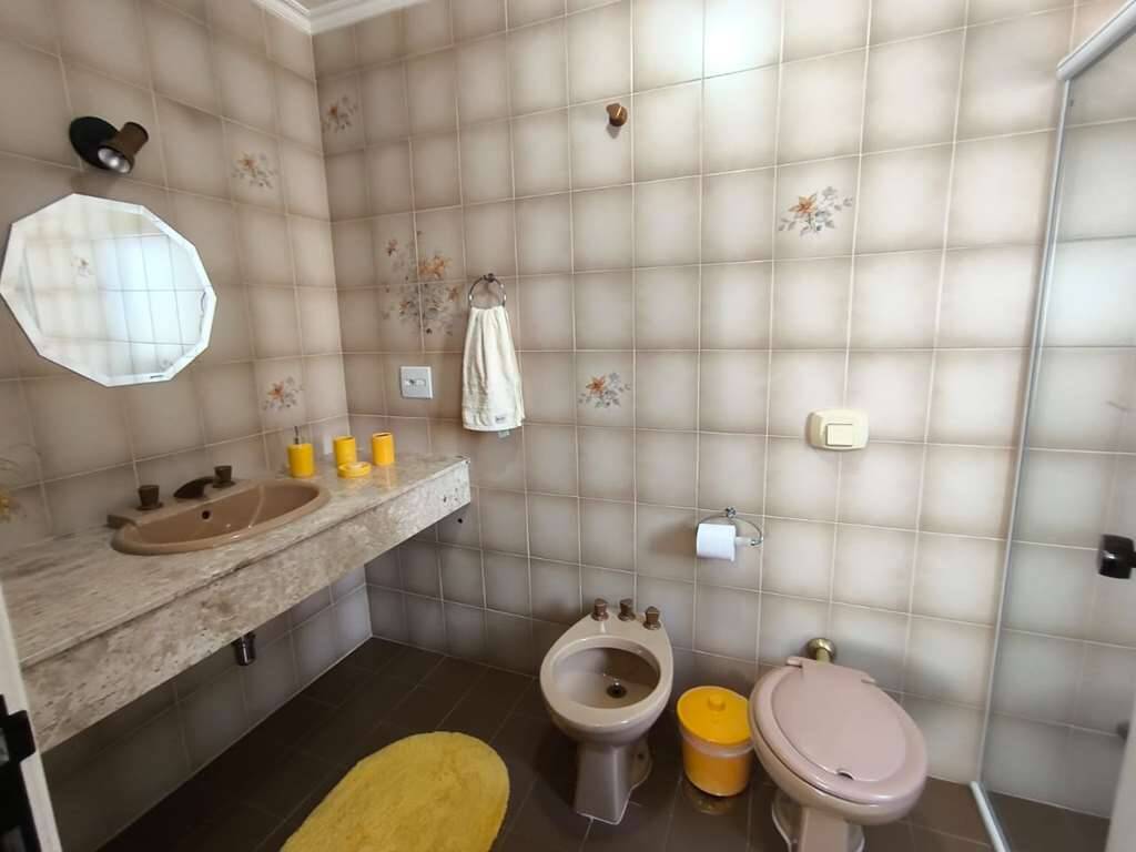 Casa de Condomínio à venda com 3 quartos, 451m² - Foto 32