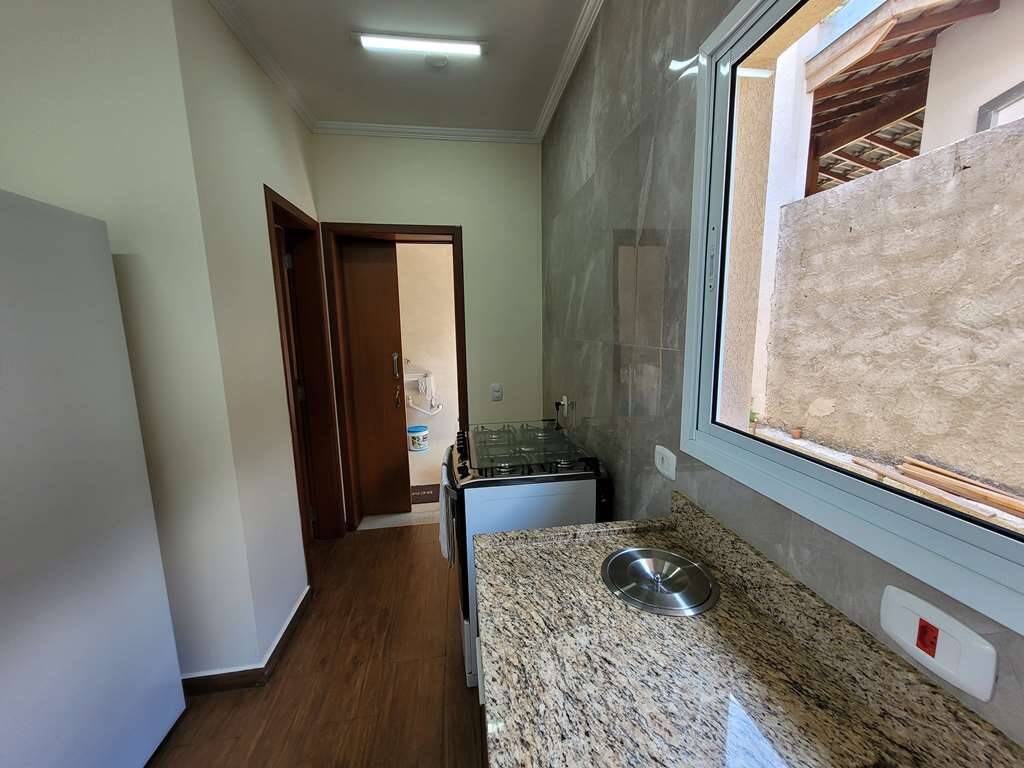 Casa à venda com 3 quartos, 181m² - Foto 5