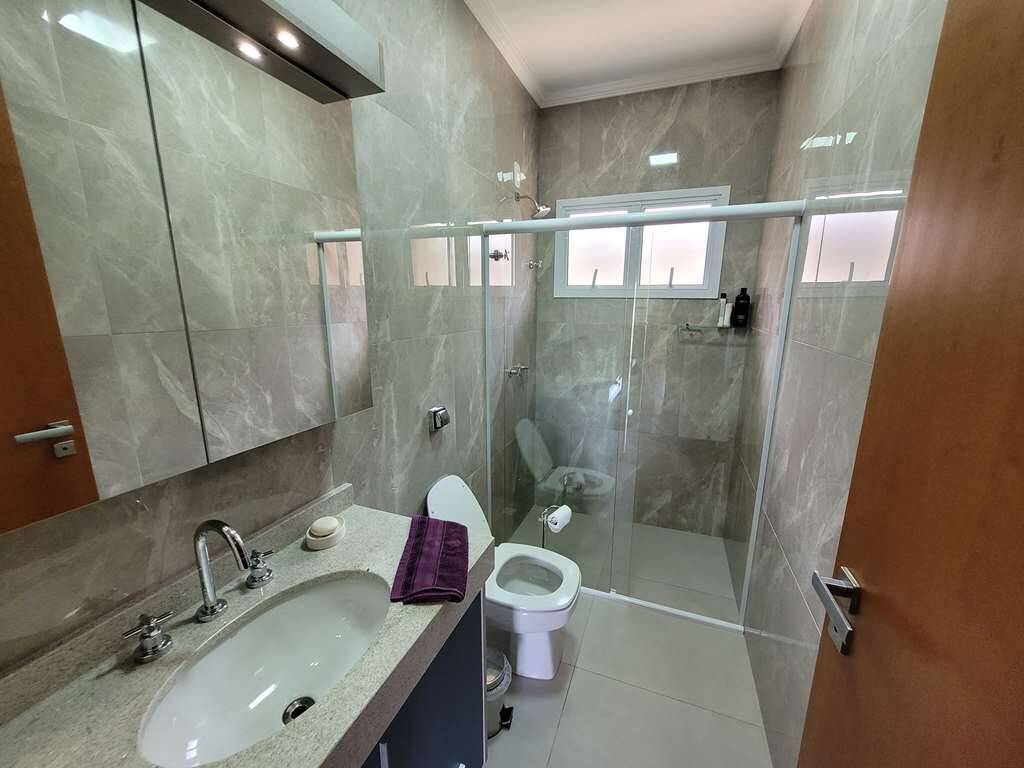 Casa à venda com 3 quartos, 181m² - Foto 13