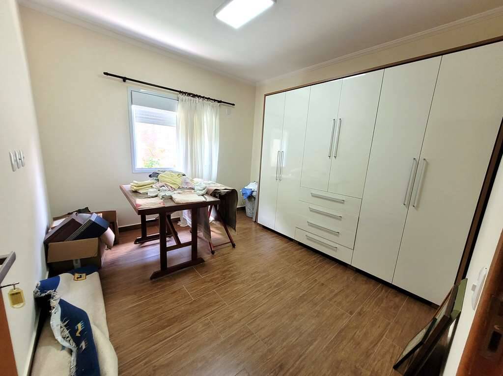 Casa à venda com 3 quartos, 181m² - Foto 24