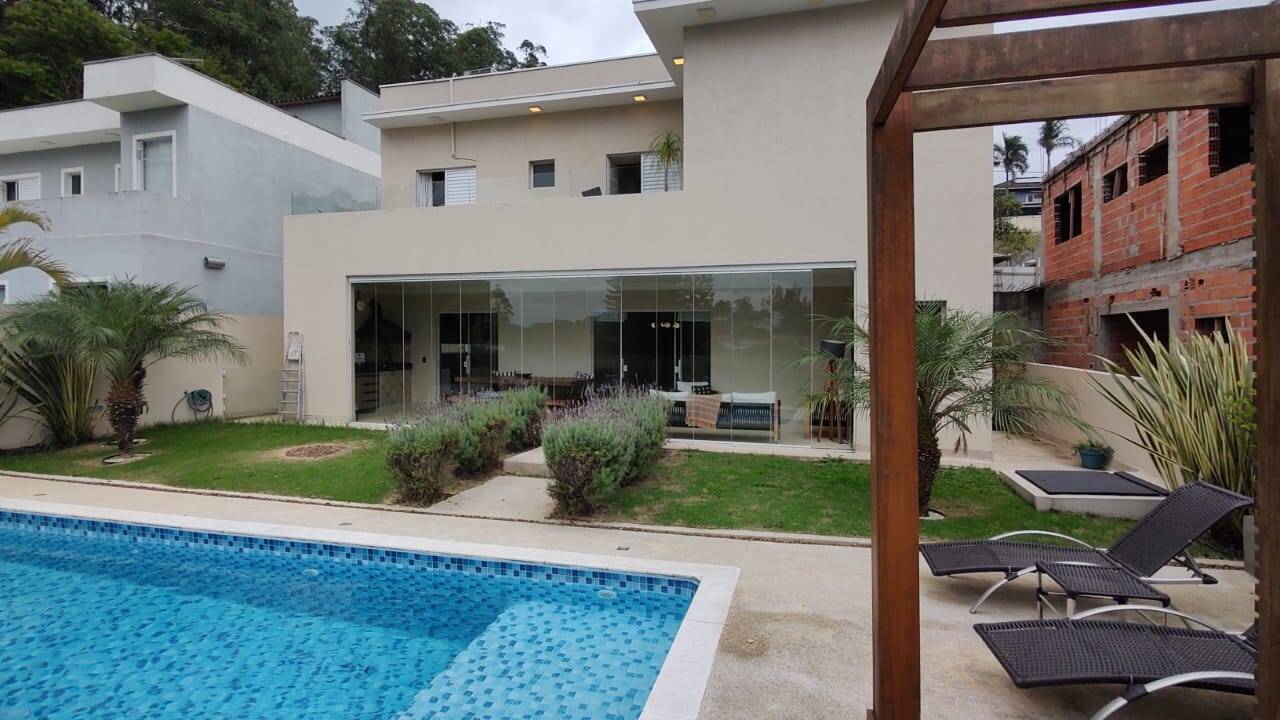 Casa de Condomínio para alugar com 4 quartos, 350m² - Foto 47