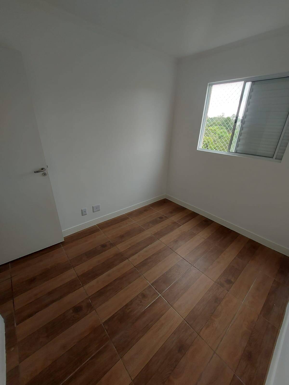 Apartamento à venda com 2 quartos, 46m² - Foto 2