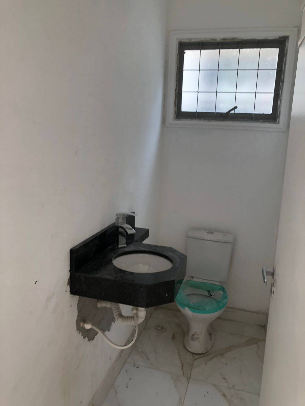 Casa de Condomínio à venda e aluguel com 3 quartos, 125m² - Foto 23